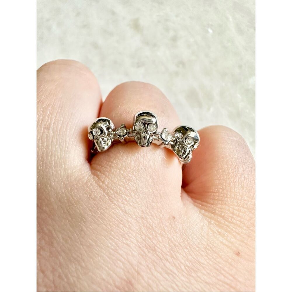 Halloween skull trio ring with cubic zirconia - Picture 5 of 5